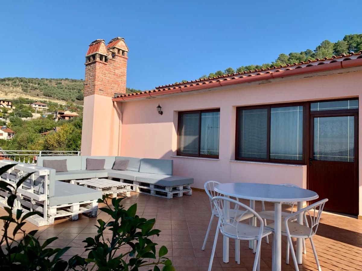 Guesthouse Villa Rosa 베라트 외부 사진