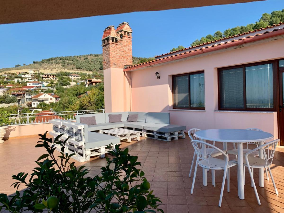 Guesthouse Villa Rosa 베라트 외부 사진