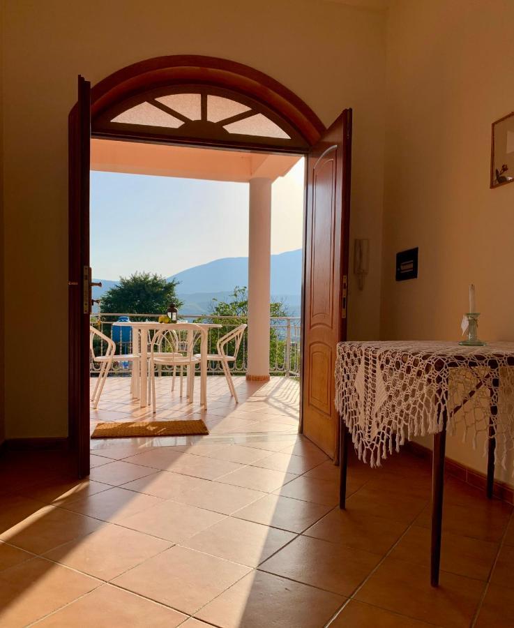 Guesthouse Villa Rosa 베라트 외부 사진