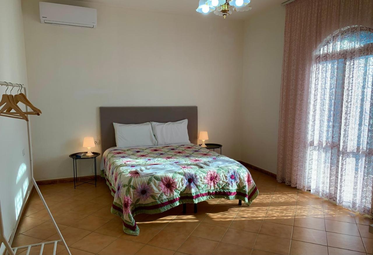 Guesthouse Villa Rosa 베라트 외부 사진