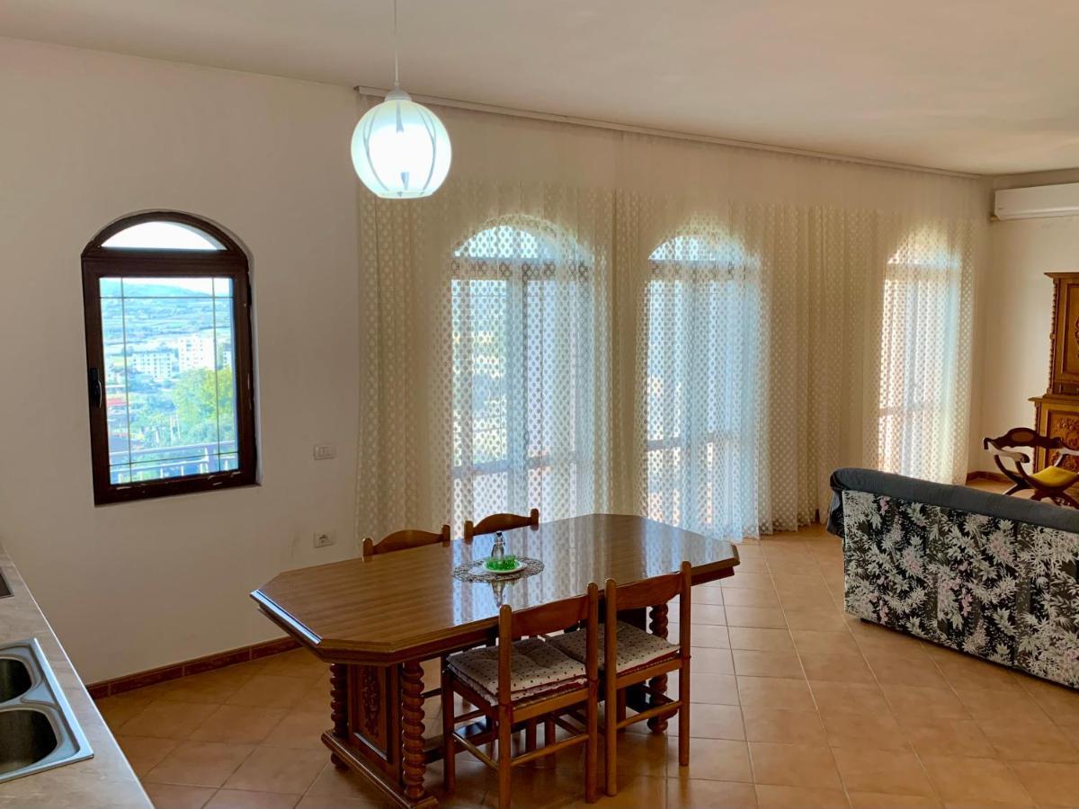 Guesthouse Villa Rosa 베라트 외부 사진