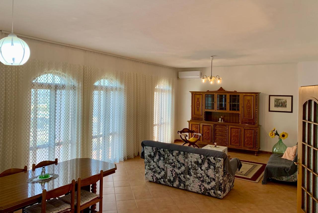 Guesthouse Villa Rosa 베라트 외부 사진