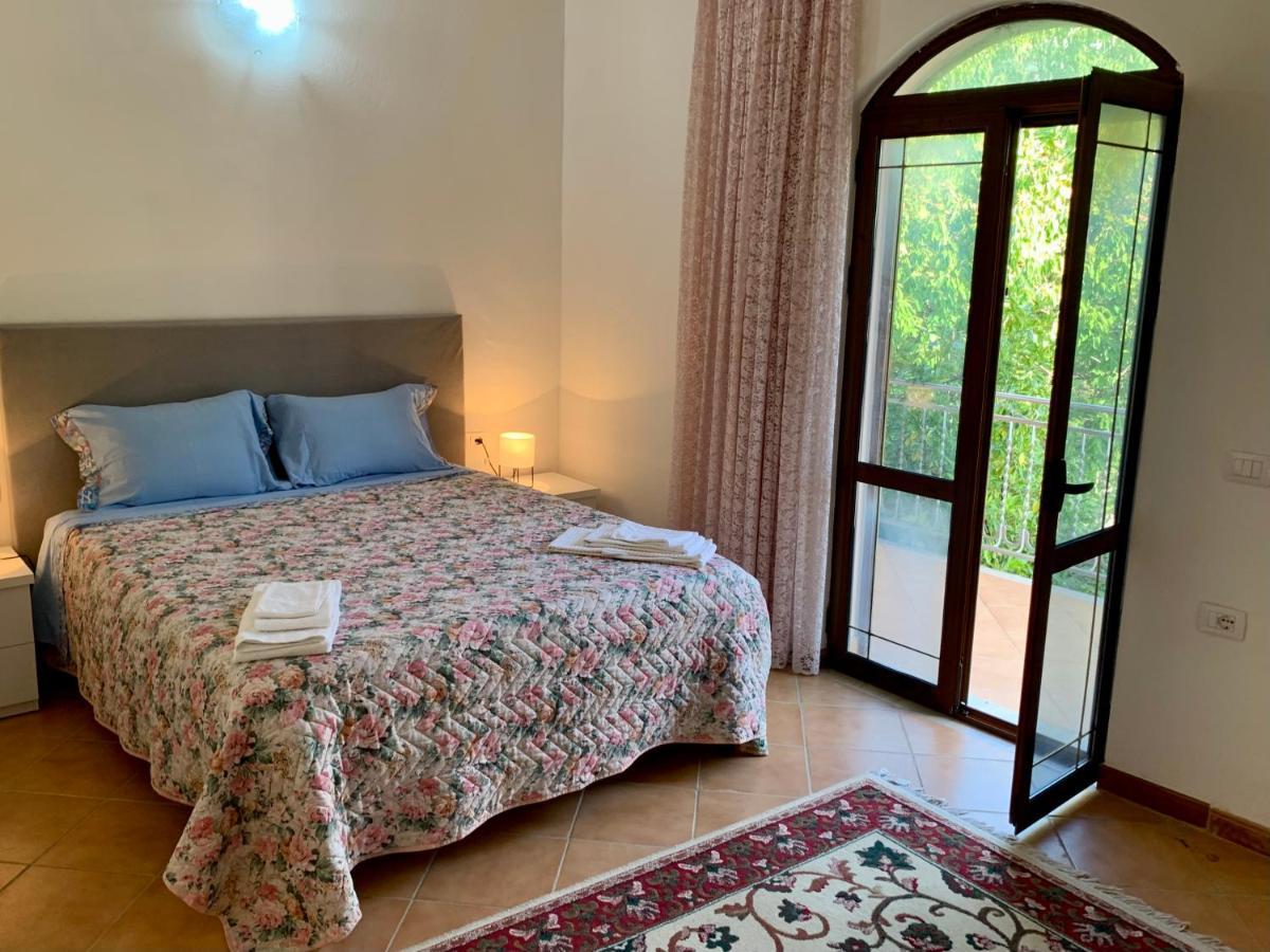 Guesthouse Villa Rosa 베라트 외부 사진