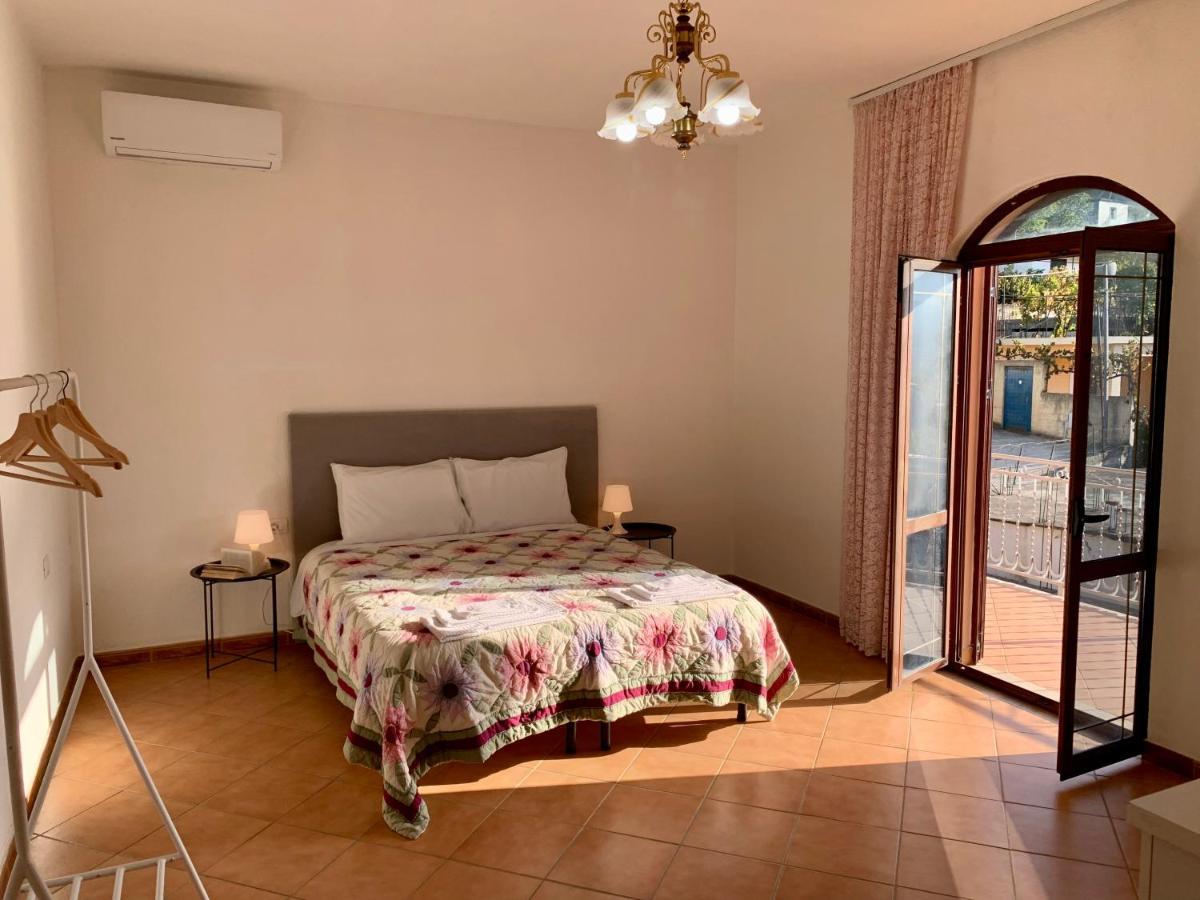 Guesthouse Villa Rosa 베라트 외부 사진