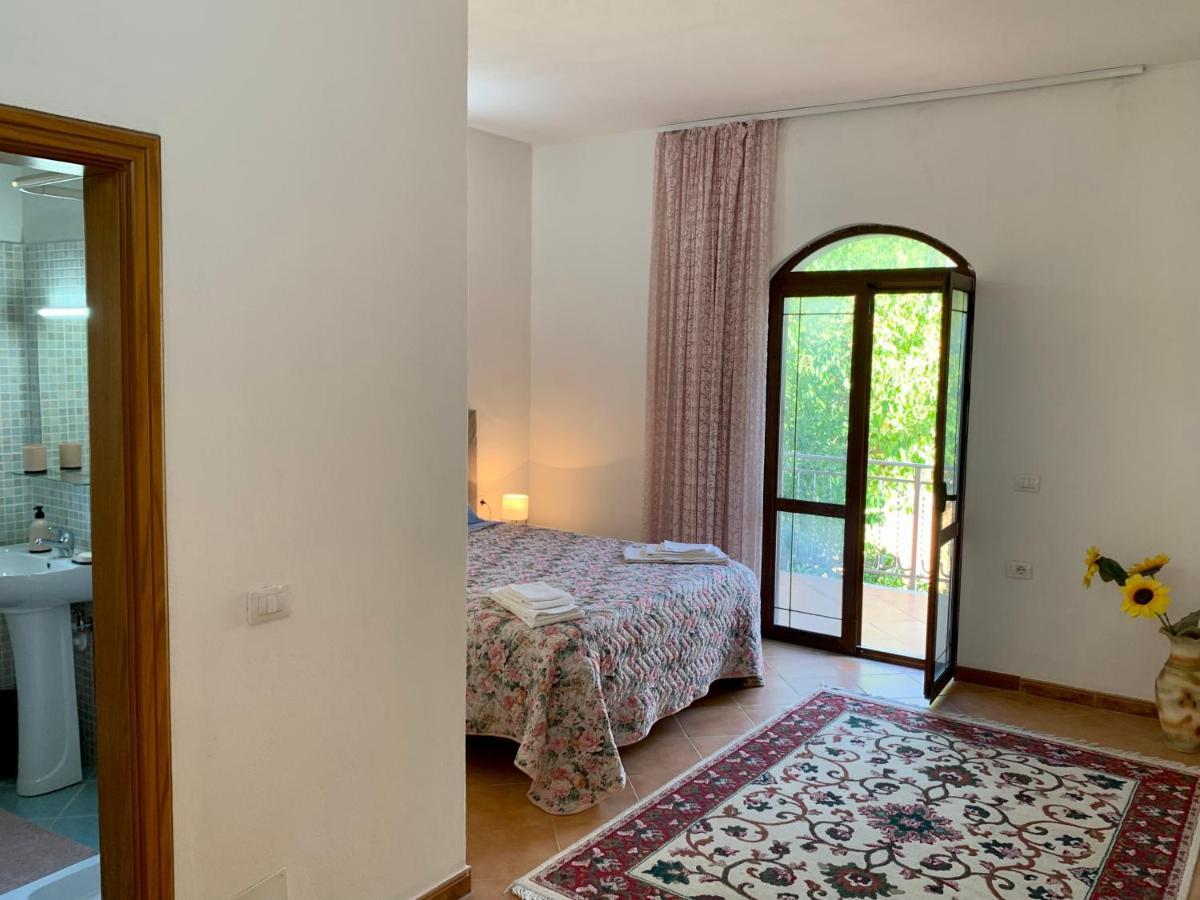Guesthouse Villa Rosa 베라트 외부 사진
